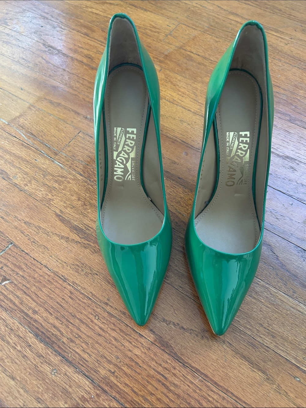 Green patent leather size 6 1/2 Ferragamo pump